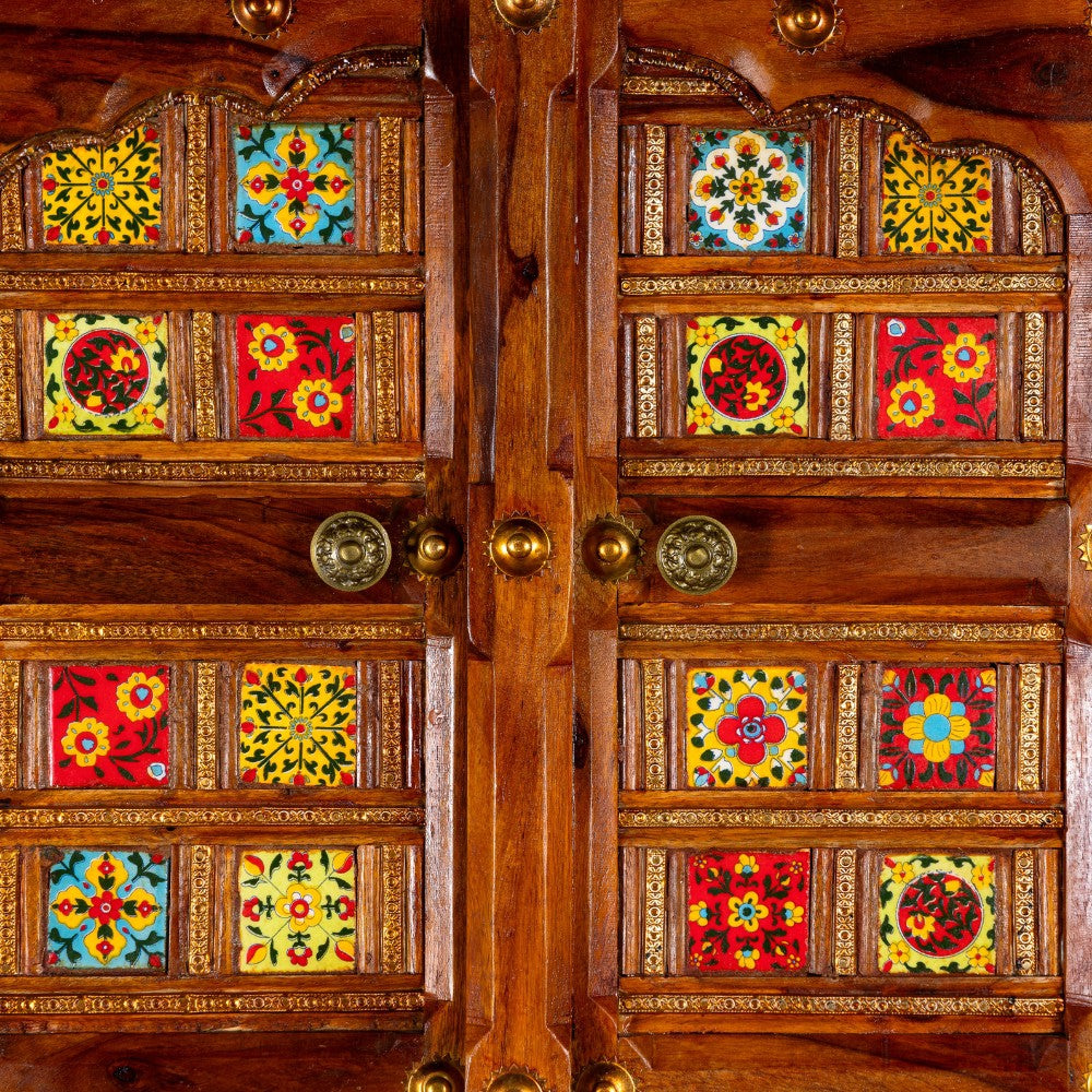 Chokat Wooden Tradtional Crockery Storage Unit (Teak)